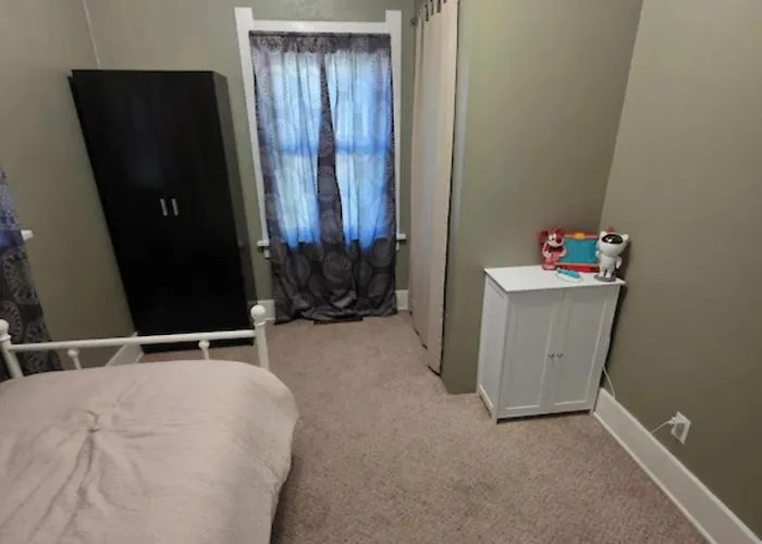 Сasa de vacaciones Pet Friendly 3-bedroom House In